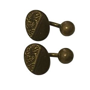 Vintage Brass Etched Cuff Links 1940's. Pre owned.